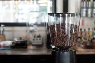 How to regulate your coffee grinder to get the best quality coffee